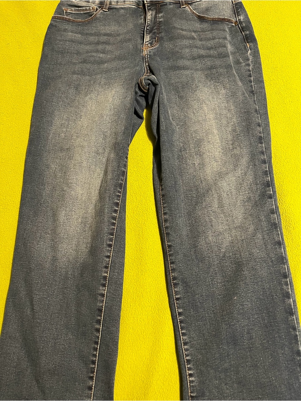 Falls Creek Women's Blue Denim Jeans Size 14 Falls Creek blue denim jeans in siz